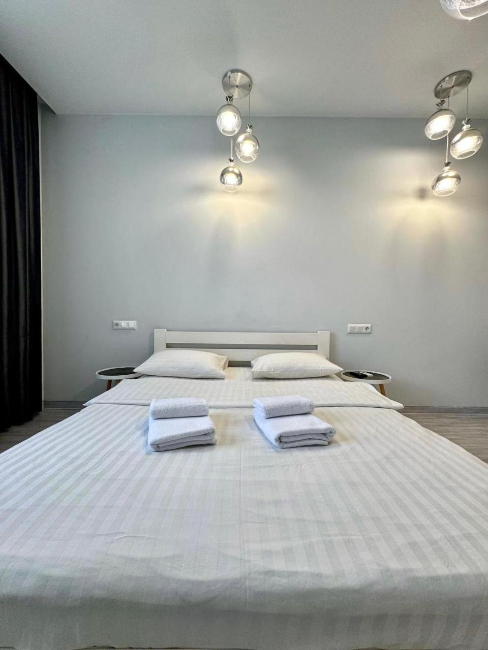 Apartpoltava Жк "Пилипа Орлика,26" Business Апартаменти З Неймовірною Панорамою - Led Дзеркало -Тропічний Душ Poltava Exterior foto
